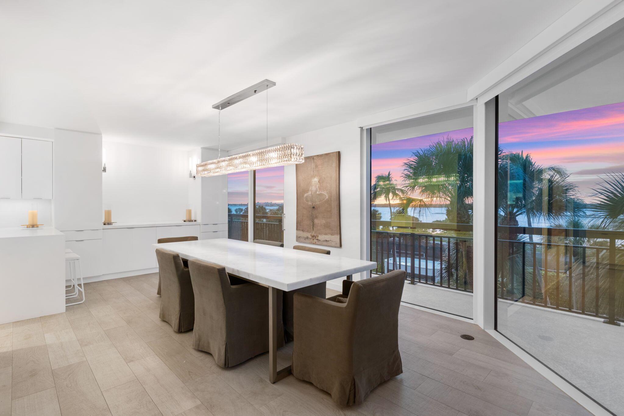 CARLTON PLACE CONDO - Residential