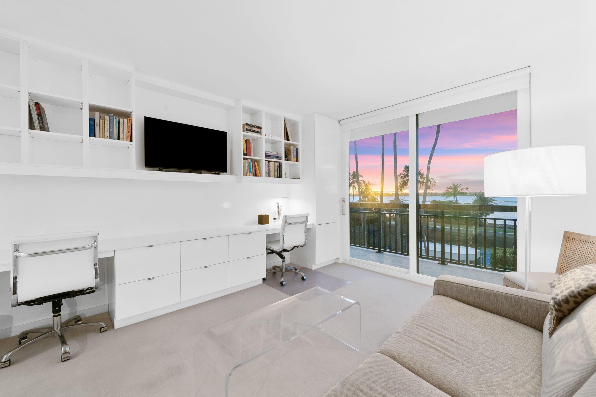 CARLTON PLACE CONDO - Residential