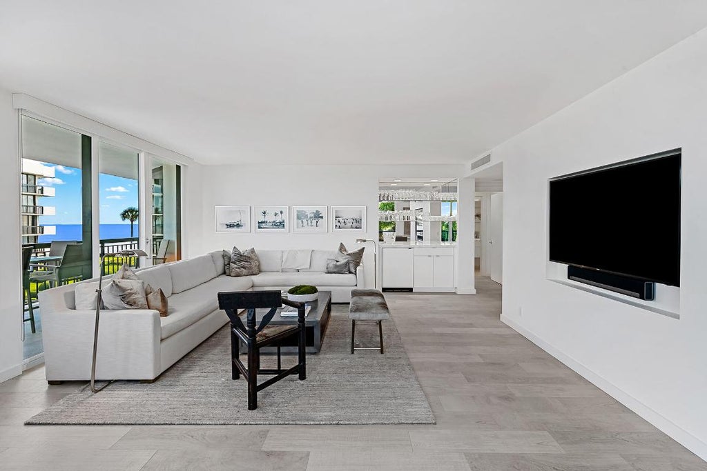 Photo of 3140 S Ocean Boulevard #307s, Palm Beach, FL 33480 (MLS # R11148331)