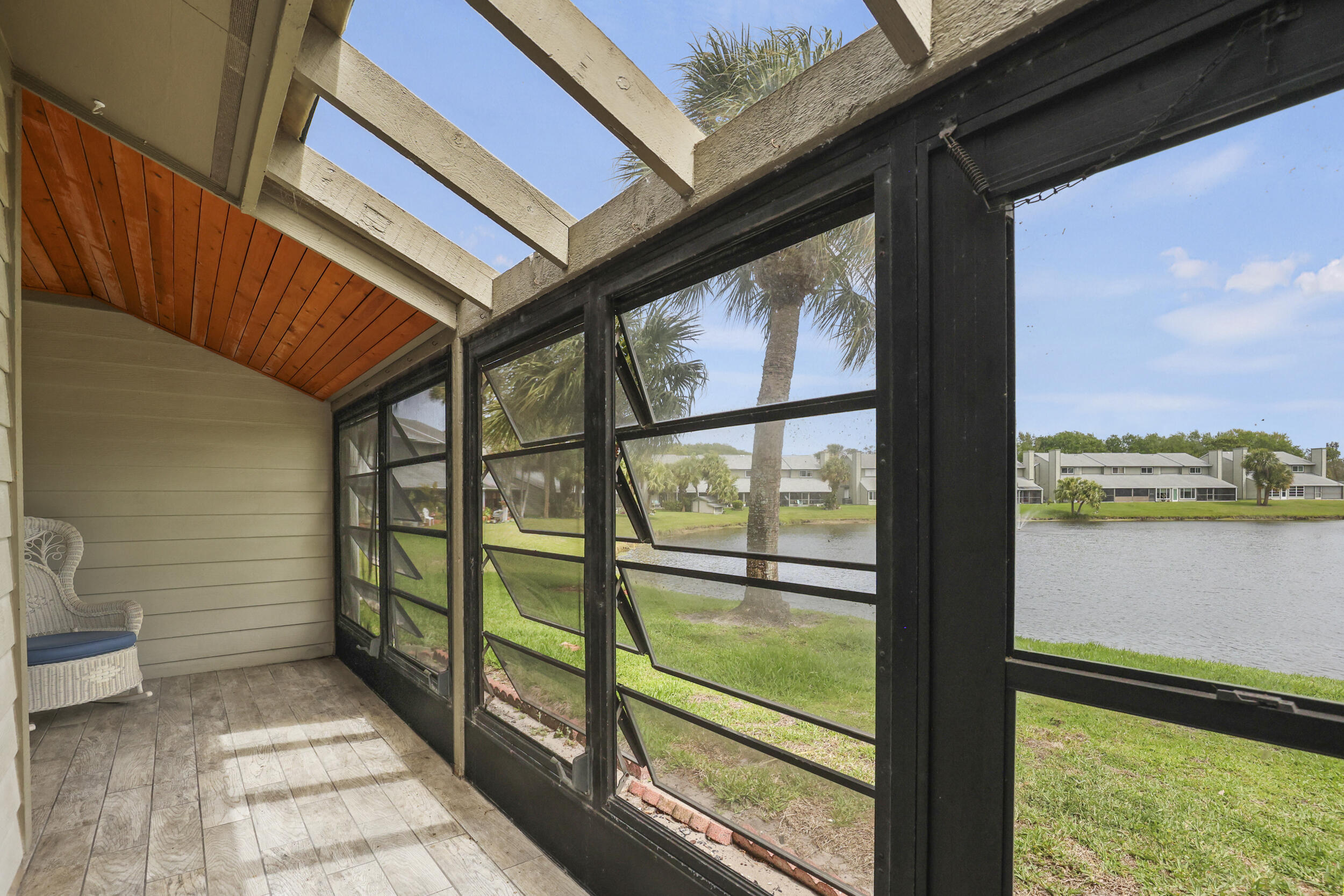 HOLLY CREEK - Residential
