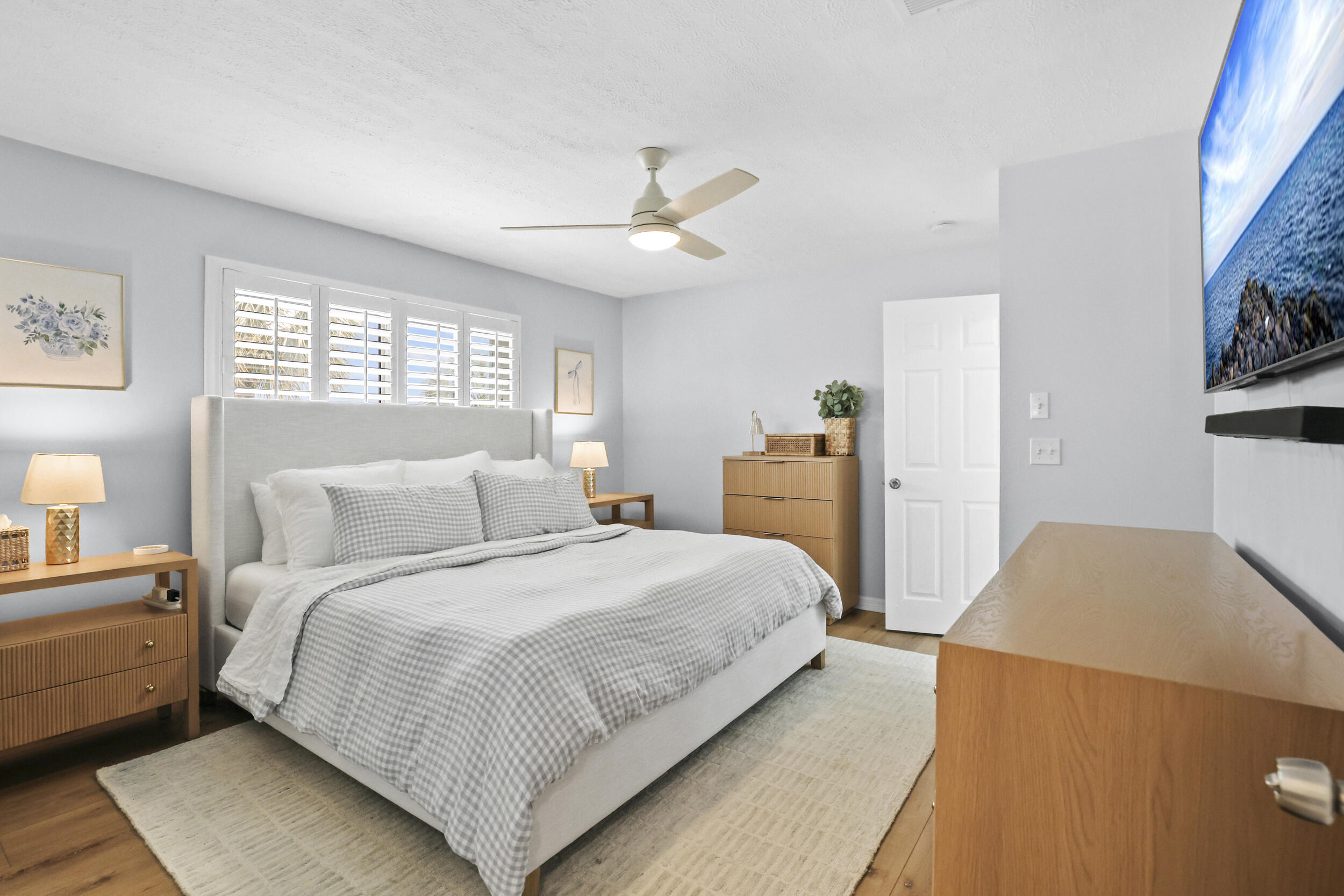 HOLLY CREEK - Residential