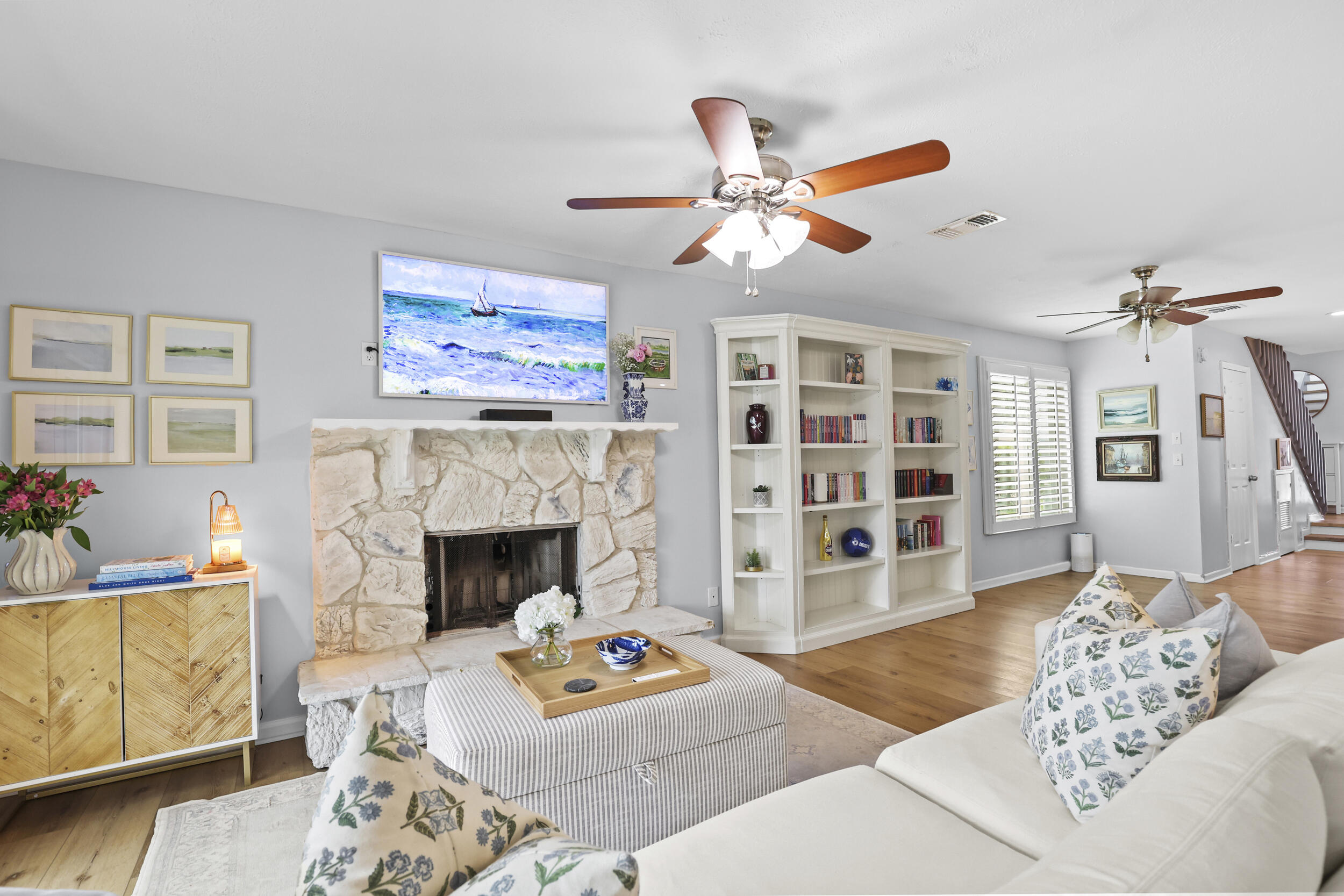 HOLLY CREEK - Residential