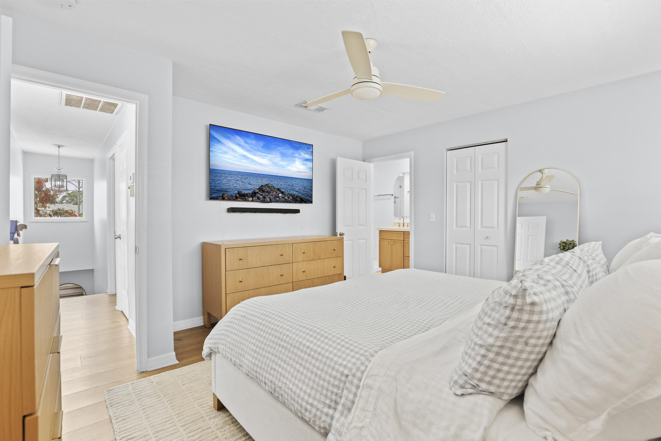 HOLLY CREEK - Residential