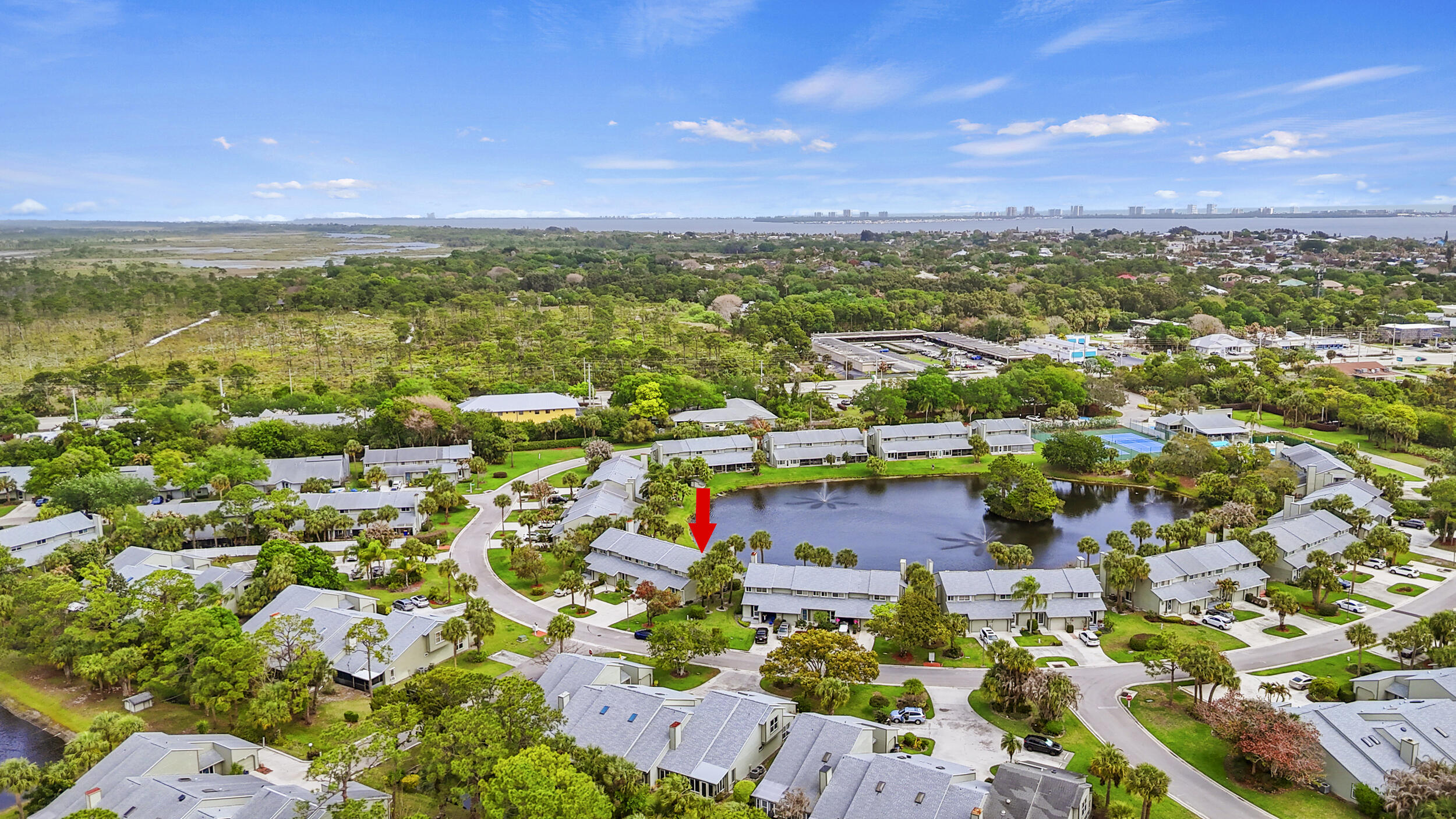 HOLLY CREEK - Residential