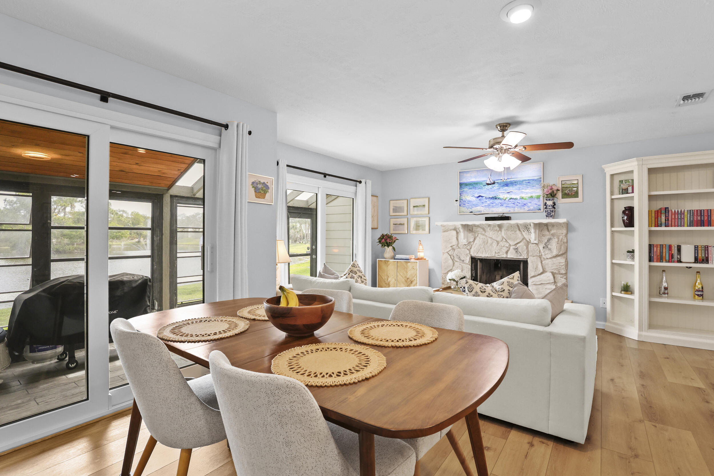 HOLLY CREEK - Residential