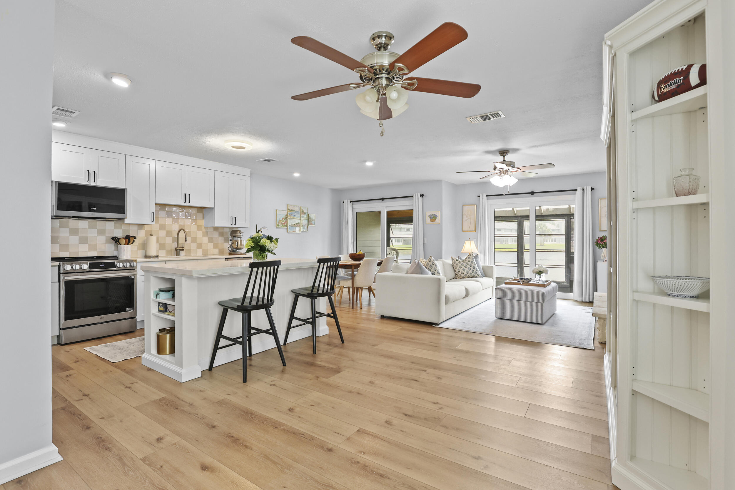 HOLLY CREEK - Residential