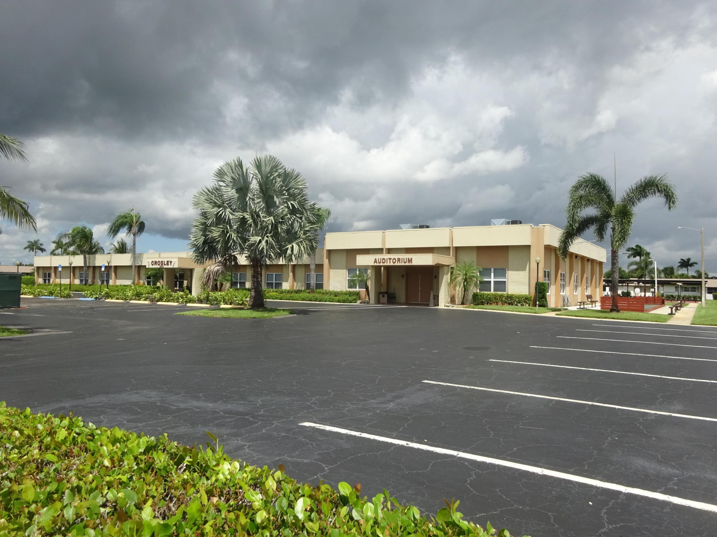 CRESTHAVEN VILLAS 14 CONDO - Residential Lease