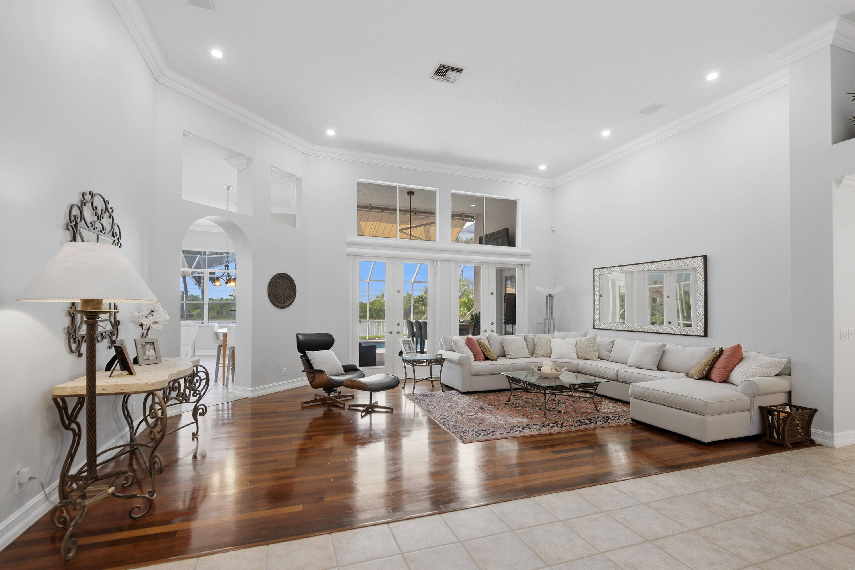 ESTATES OF STIRLING LAKE - Residential