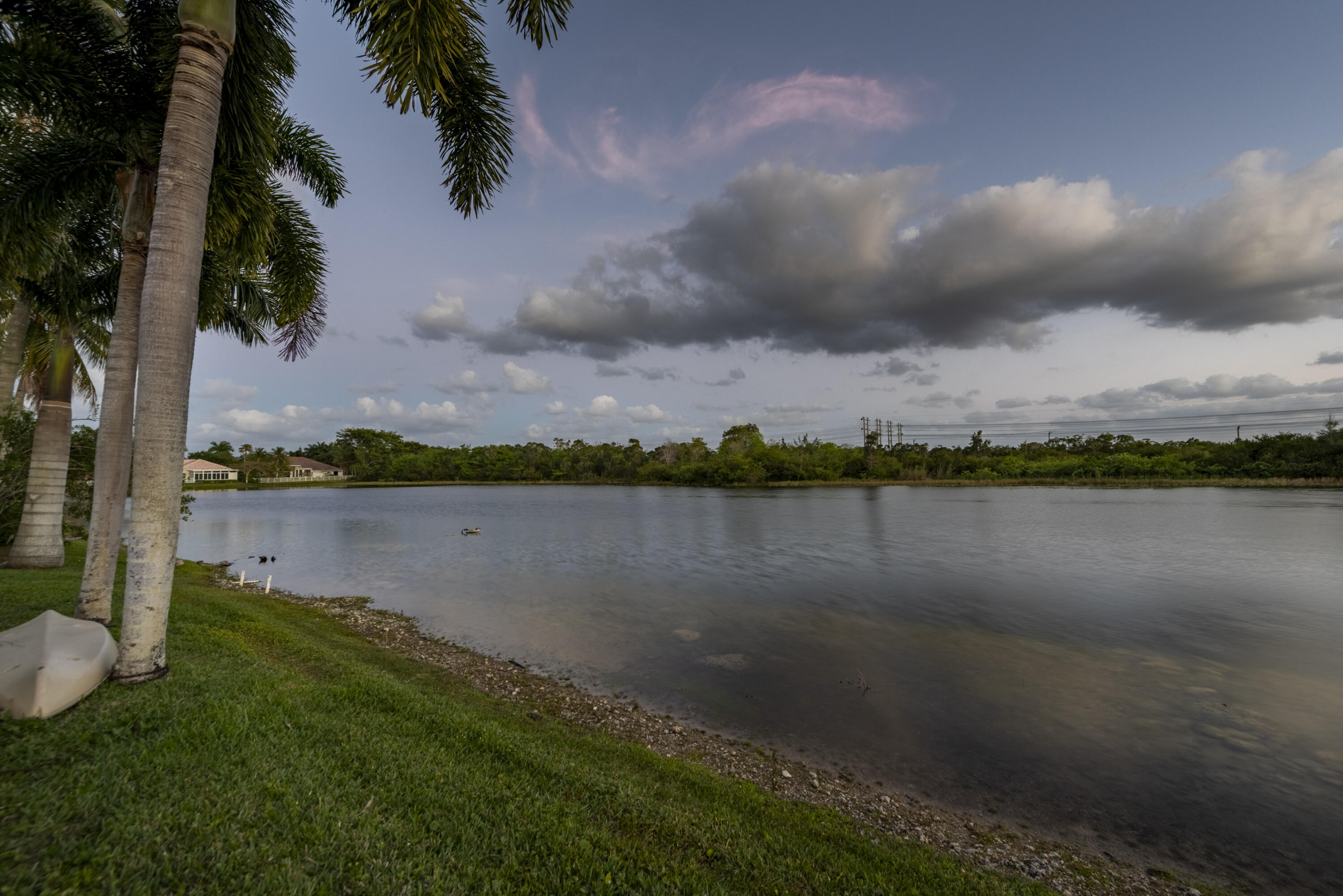 ESTATES OF STIRLING LAKE - Residential