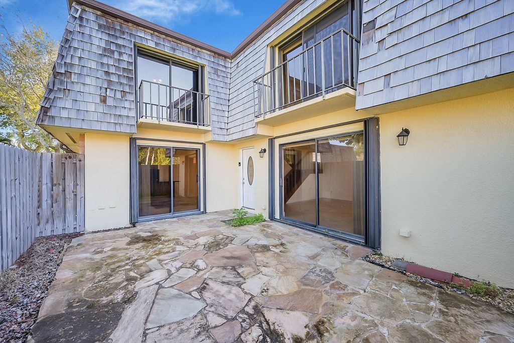 Photo of 128 Lake Arbor Drive, Palm Springs, FL 33461 (MLS # B26017625)