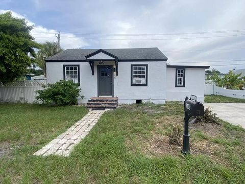101 E 28th Street Riviera Beach FL 33404