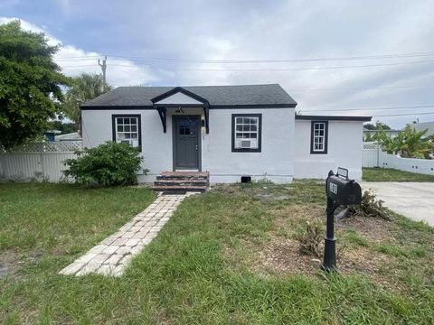 101 E 28th Street Riviera Beach FL 33404
