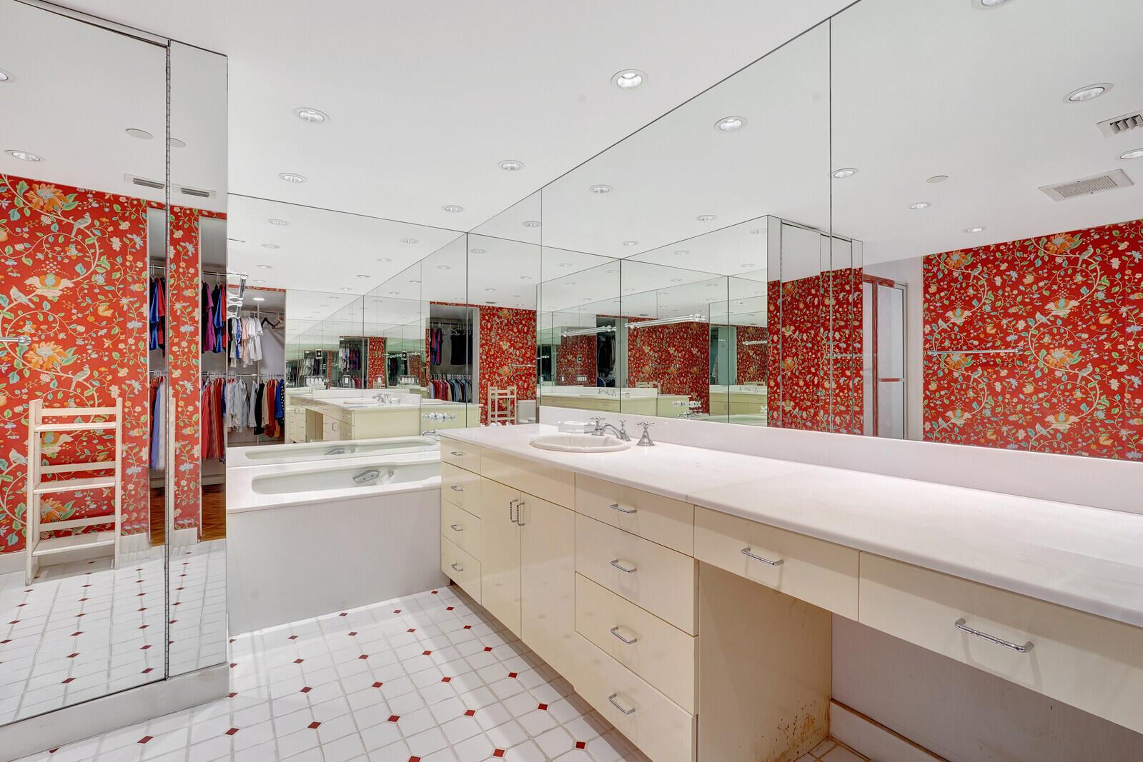 The Plaza of the Palm Bea - Residential