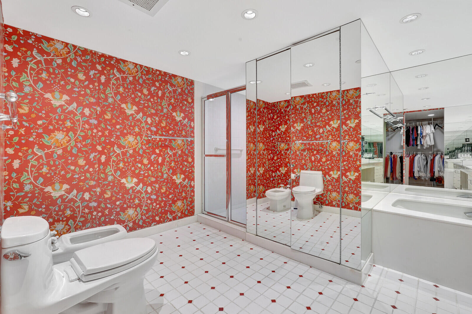 The Plaza of the Palm Beaches - Residential