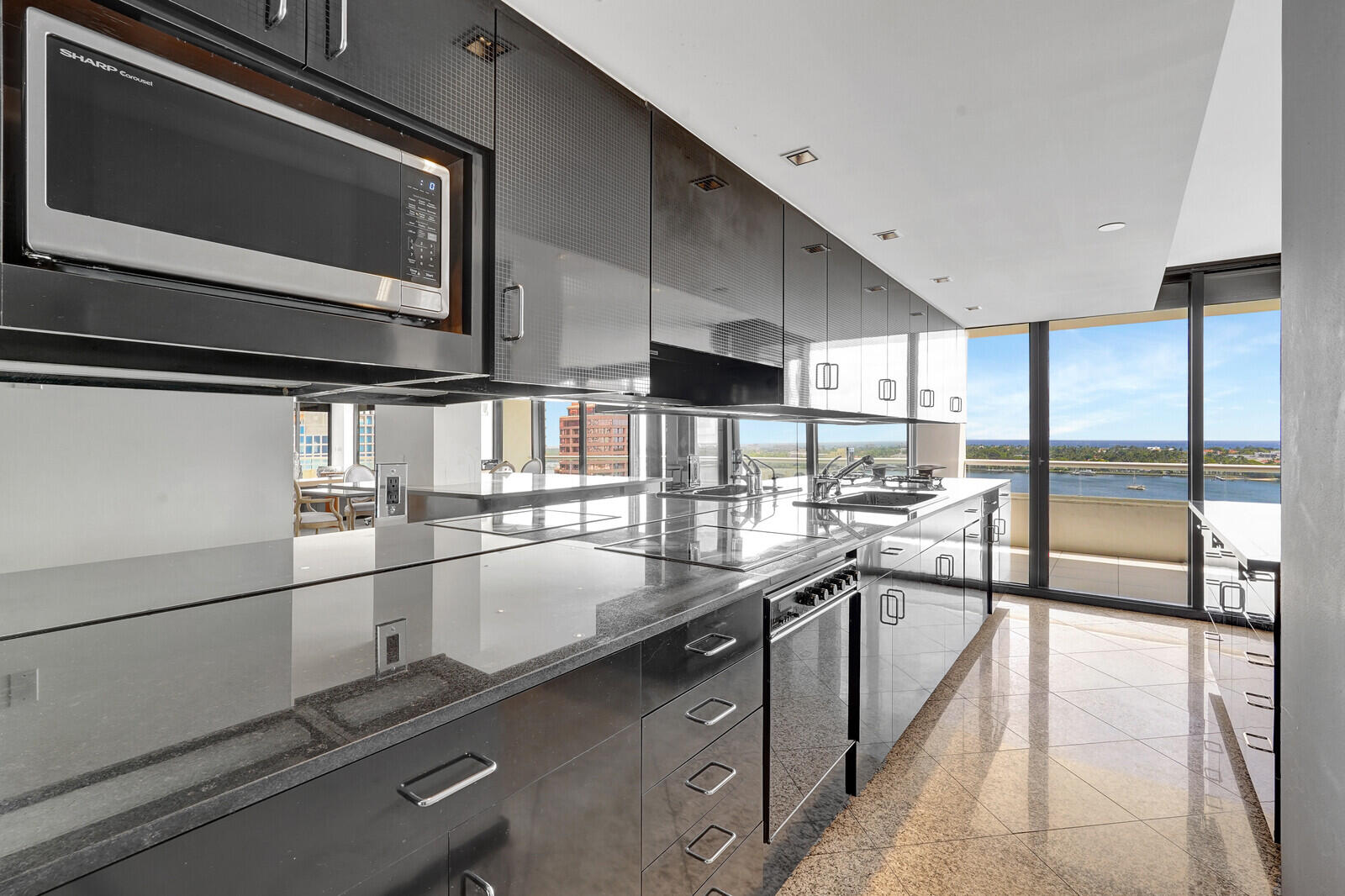 The Plaza of the Palm Beaches - Residential