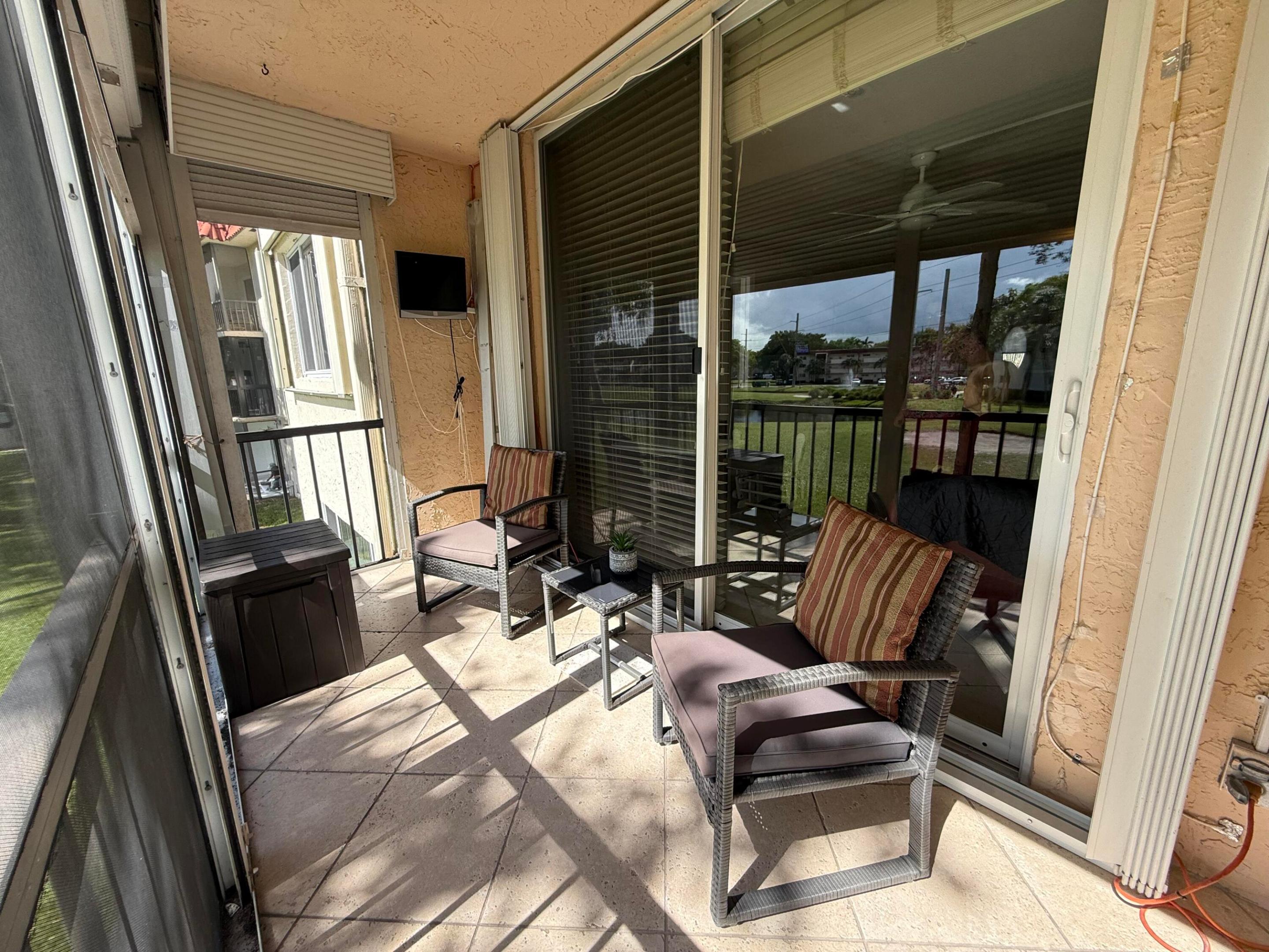 HOLLYBROOK GOLF AND - Residential