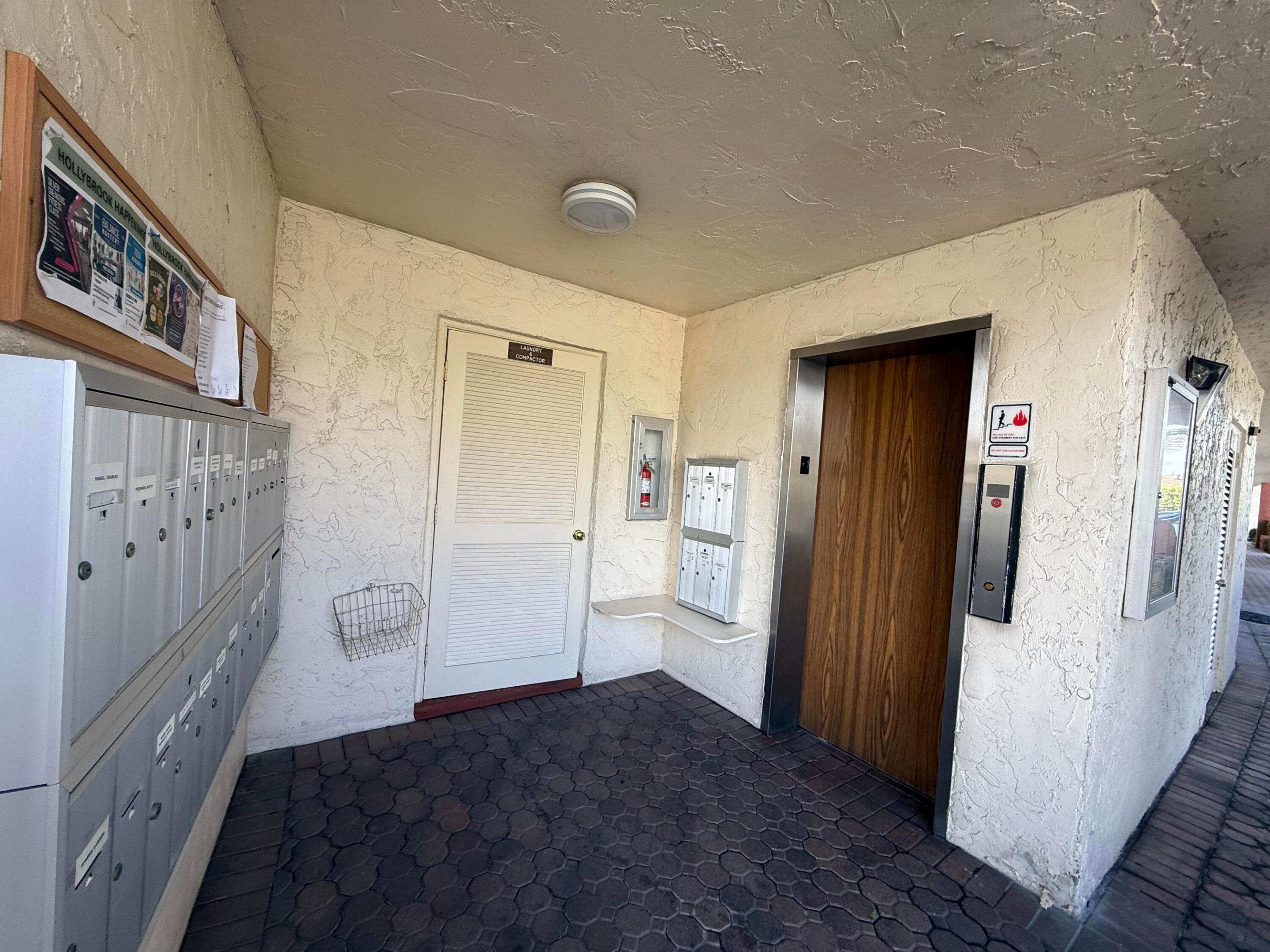 8970 S Hollybrook Boulevard 207