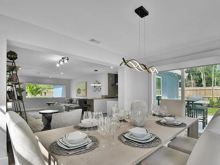 TROPIC PALMS 1 - Residential