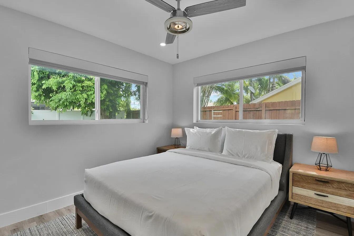 TROPIC PALMS 1 - Residential