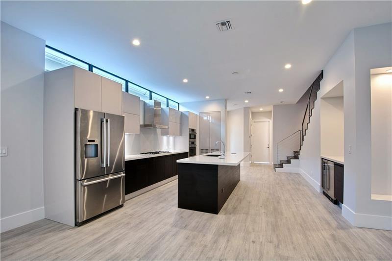 Las Olas Park - Residential