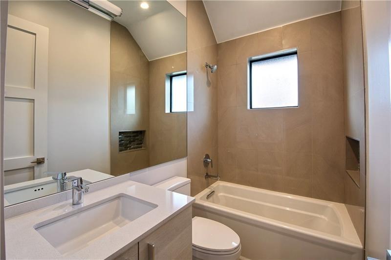 Las Olas Park - Residential