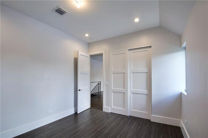 Las Olas Park - Residential