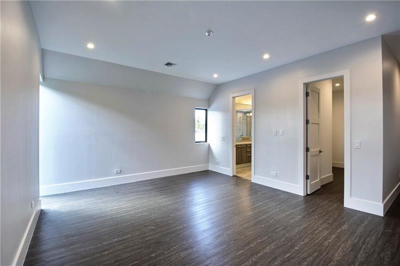 Las Olas Park - Residential