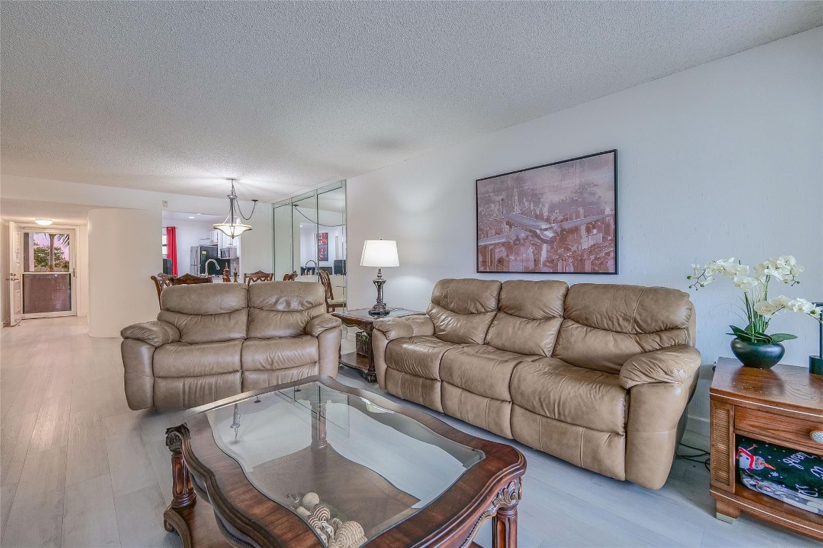 18TH HOLE AT INVERRARY - Residential