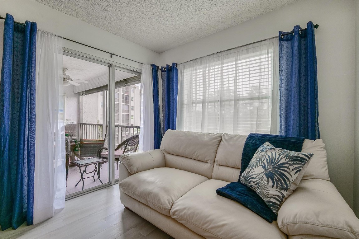 18TH HOLE AT INVERRARY - Residential