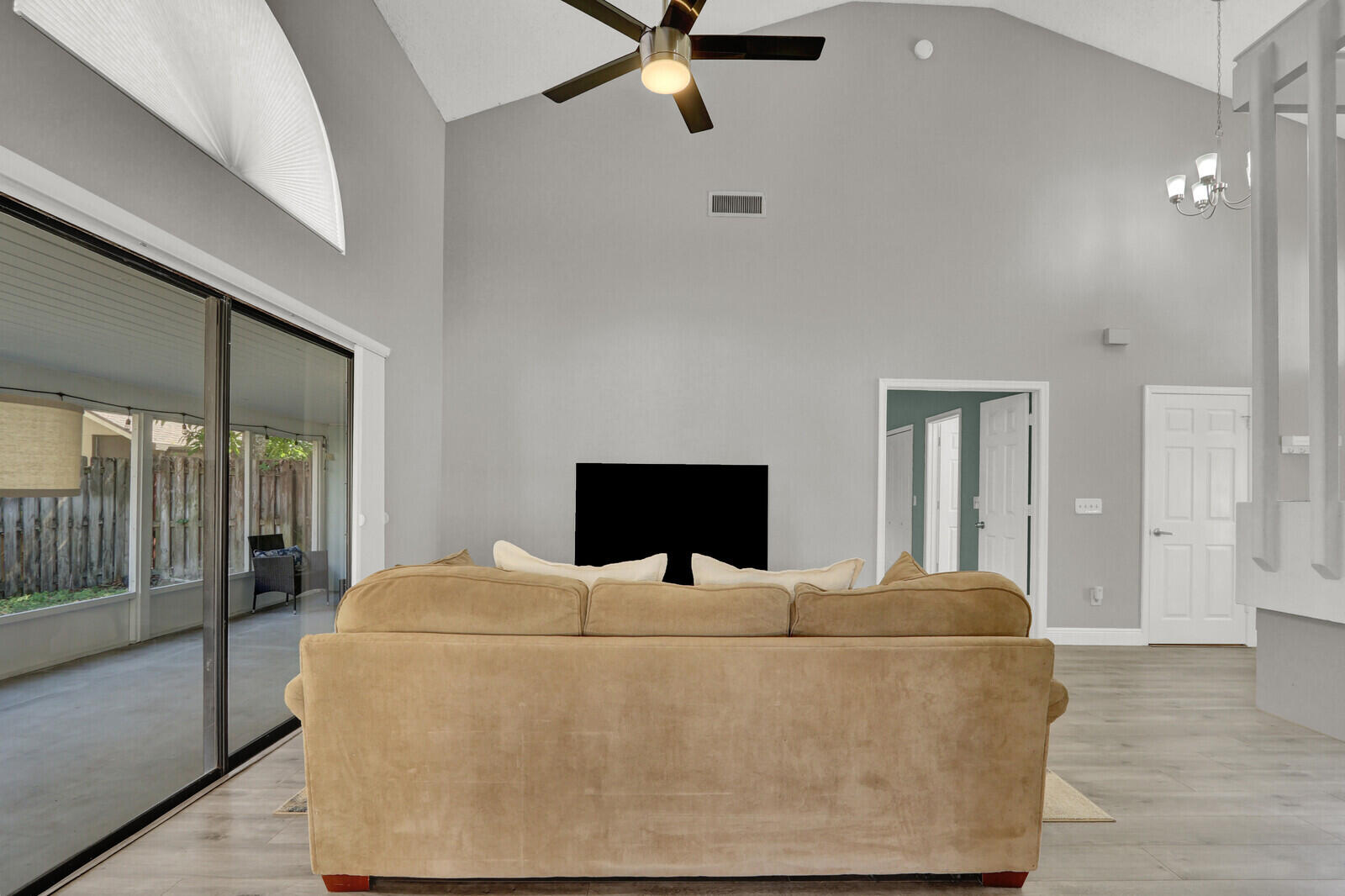 MEADOWLAND COVE 1 OF WELLINGTON - Residential