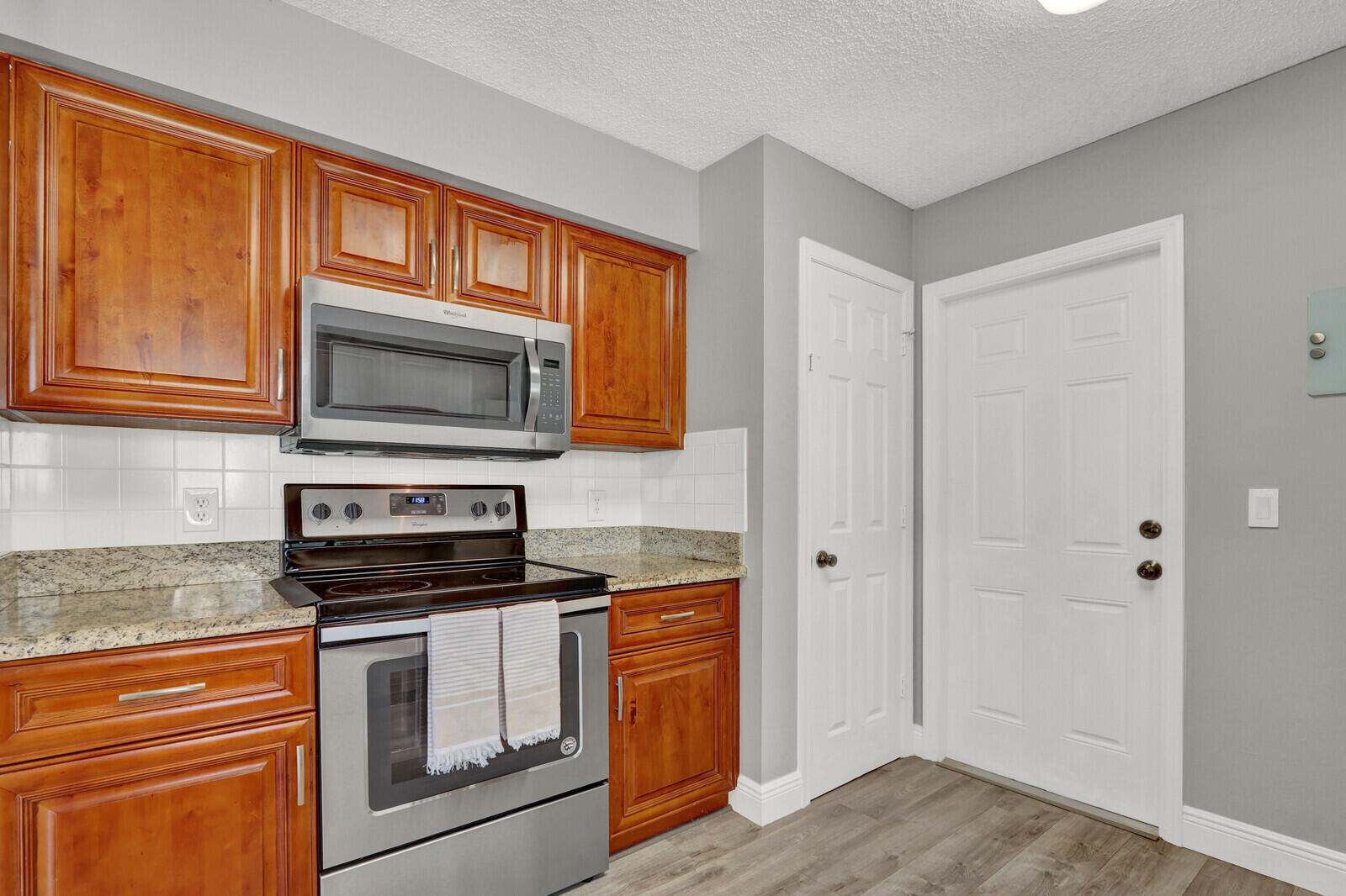 MEADOWLAND COVE 1 OF WELLINGTON - Residential