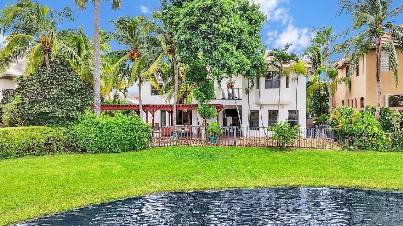 VERSAILLES - Residential Lease