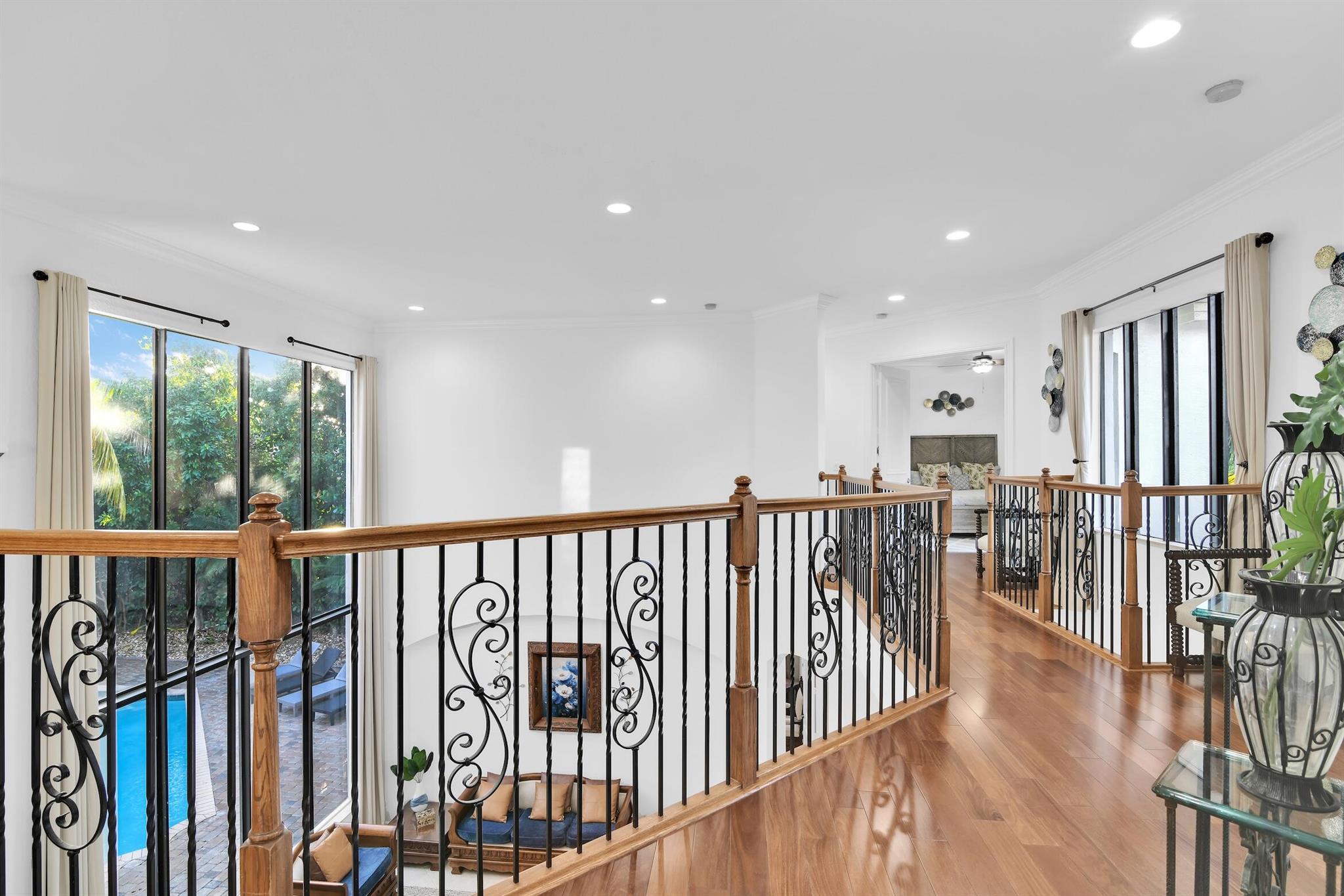 VERSAILLES - Residential Lease