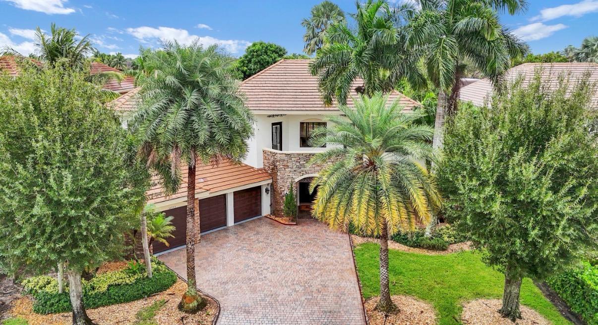 VERSAILLES - Residential Lease