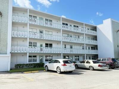 Photo of 345 WELLINGTON H #345, West Palm Beach, FL 33417 (MLS # B26092709)