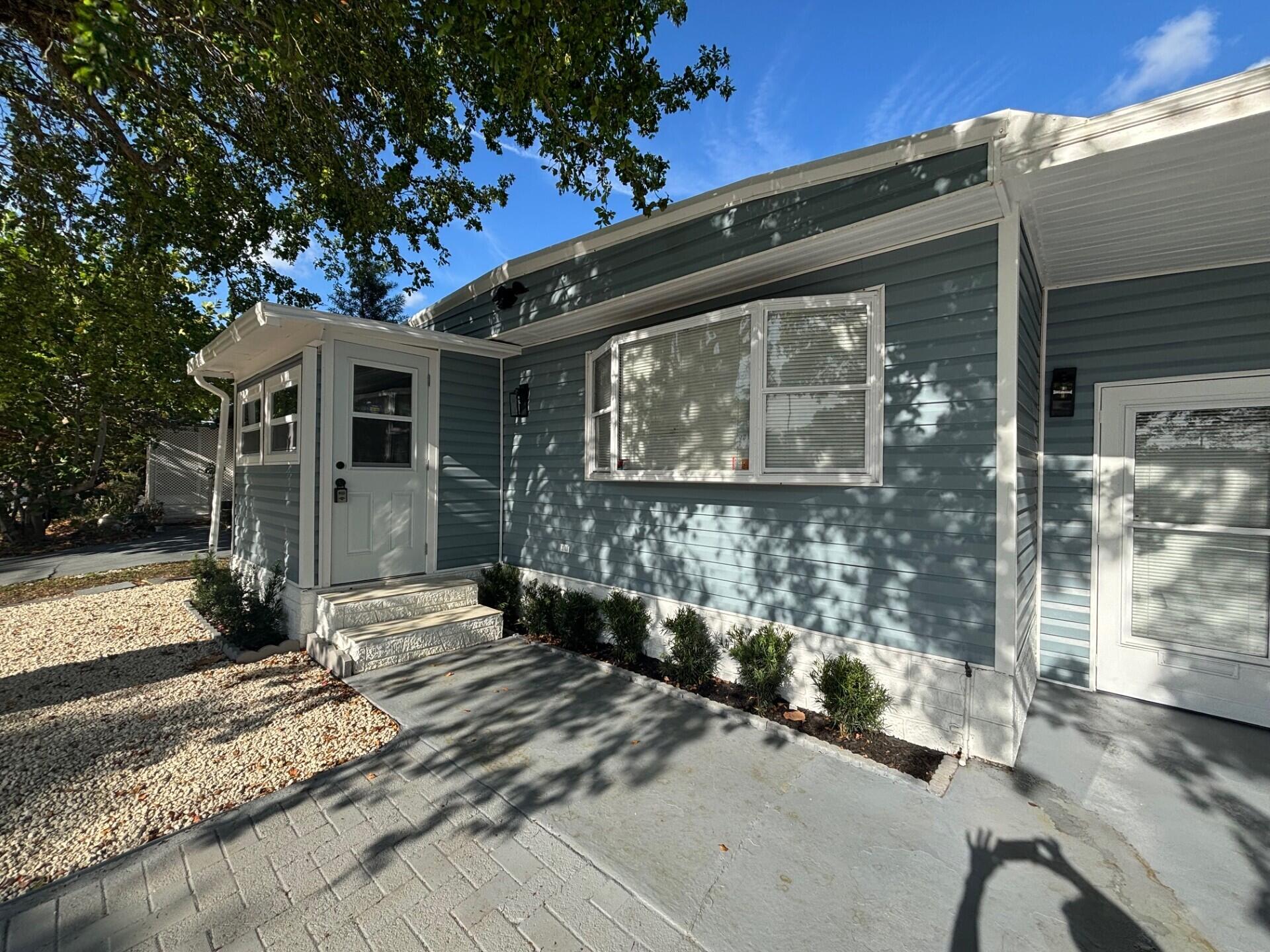 5010 NW 2nd Avenue NW