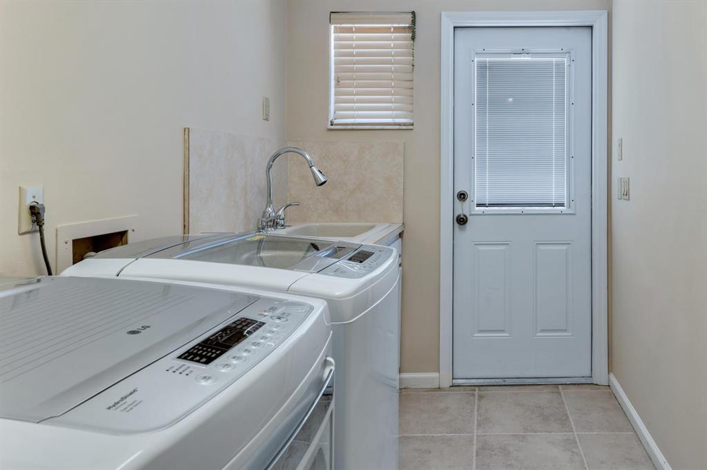 PGA RESORT COMMUNITY 6 - Residential