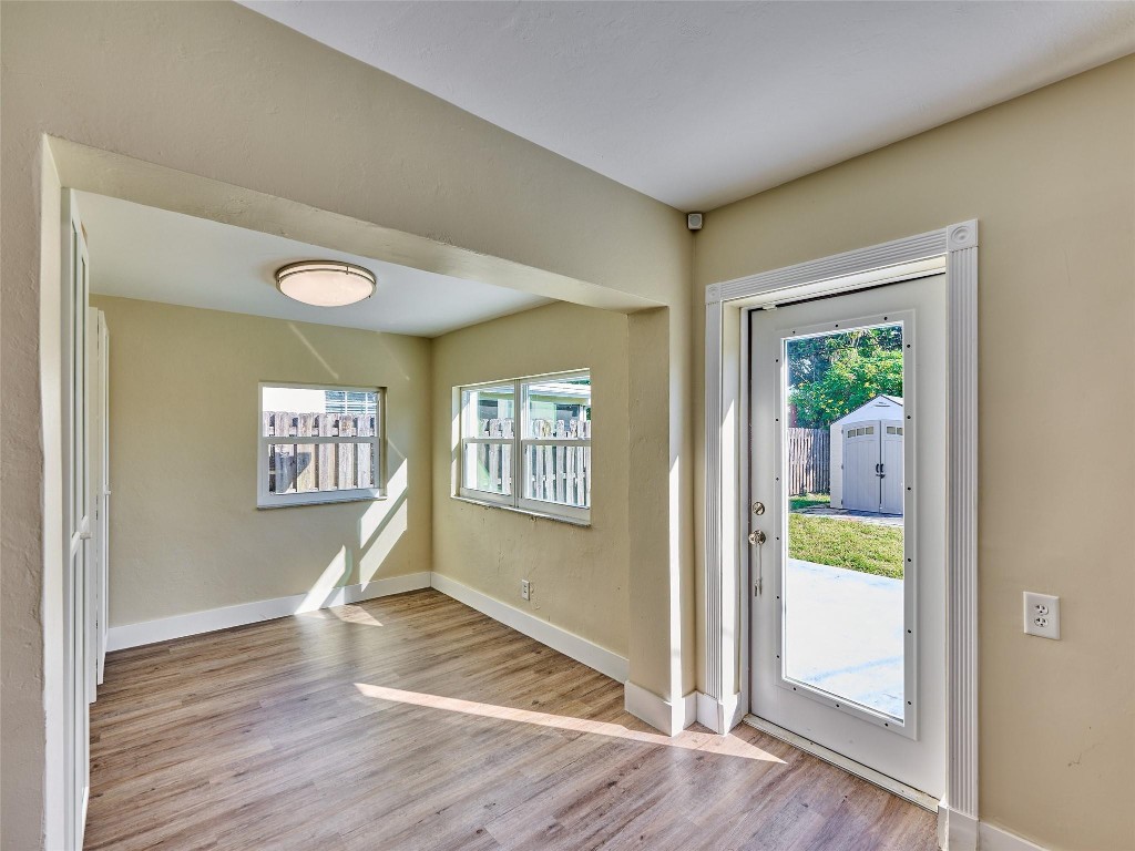 NORTH ANDREWS TERRACE - Residential