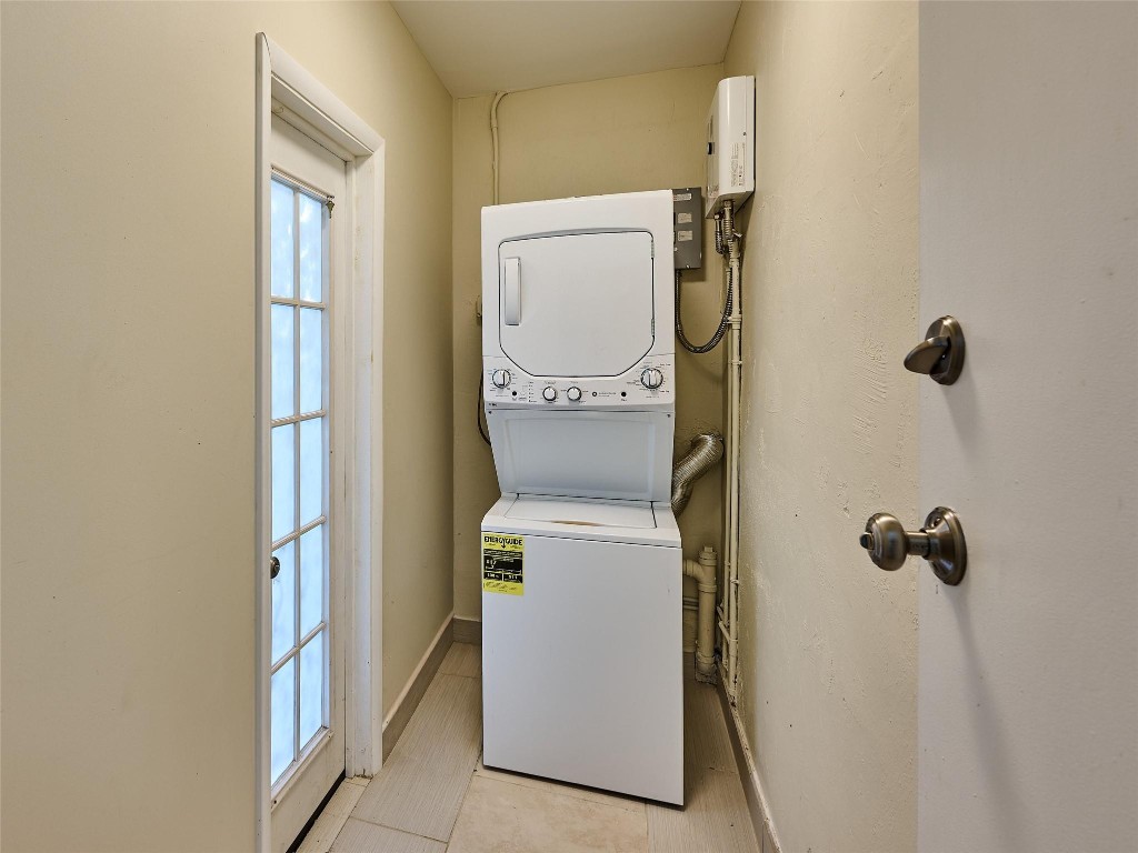 NORTH ANDREWS TERRACE - Residential