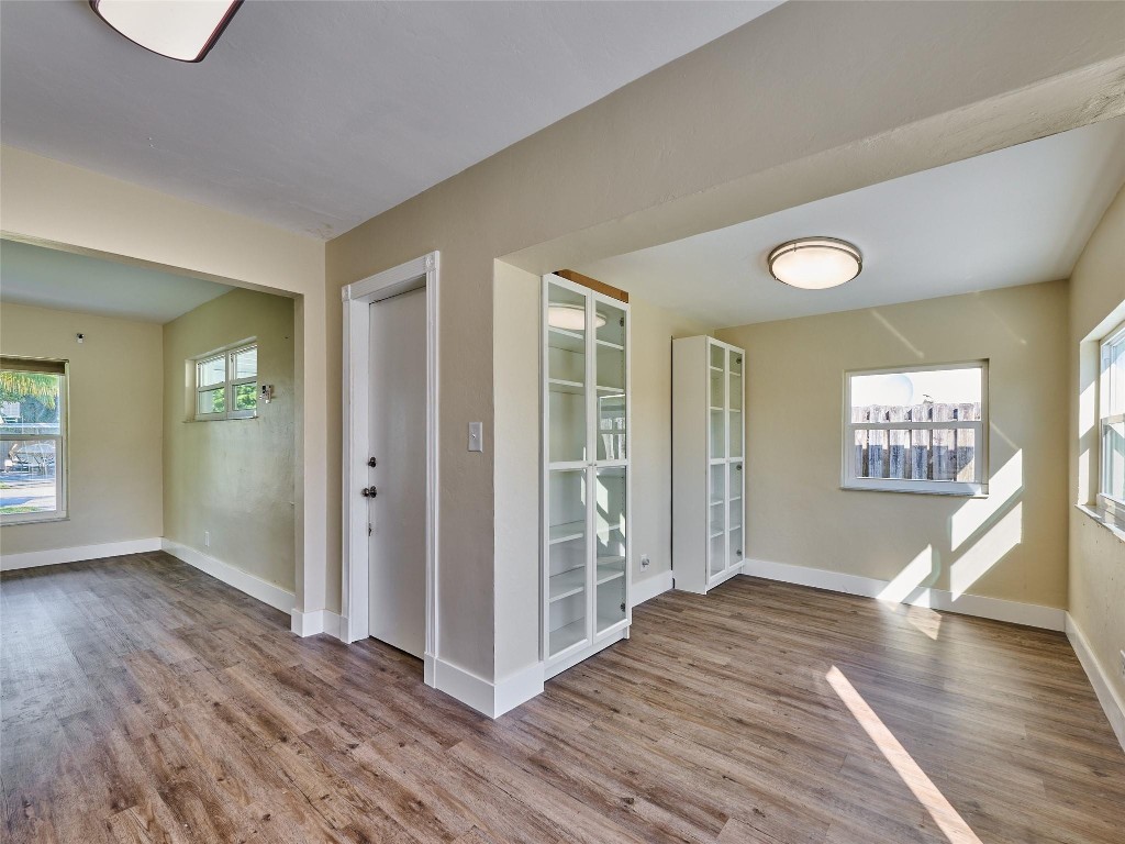 NORTH ANDREWS TERRACE - Residential