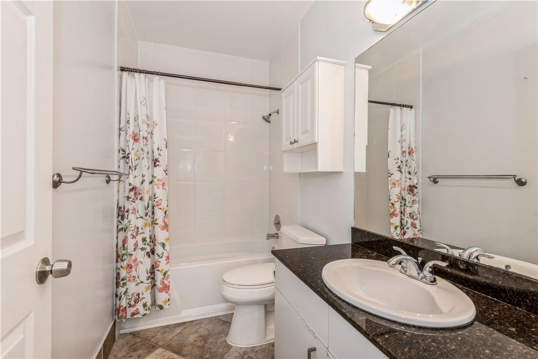 EMERALD COURTS - OPAL CREEK - Residential Lease