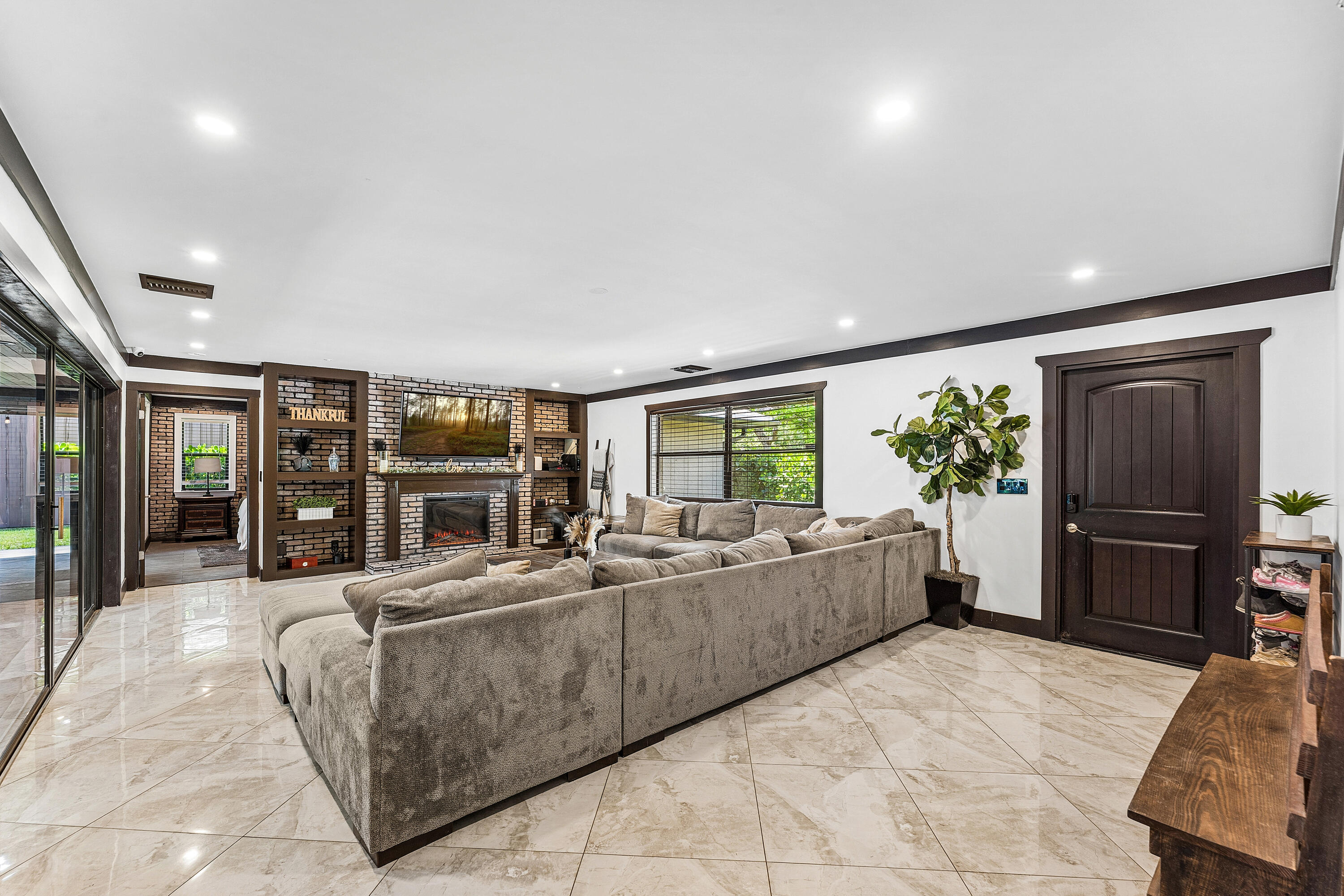 Loxahatchee - Residential