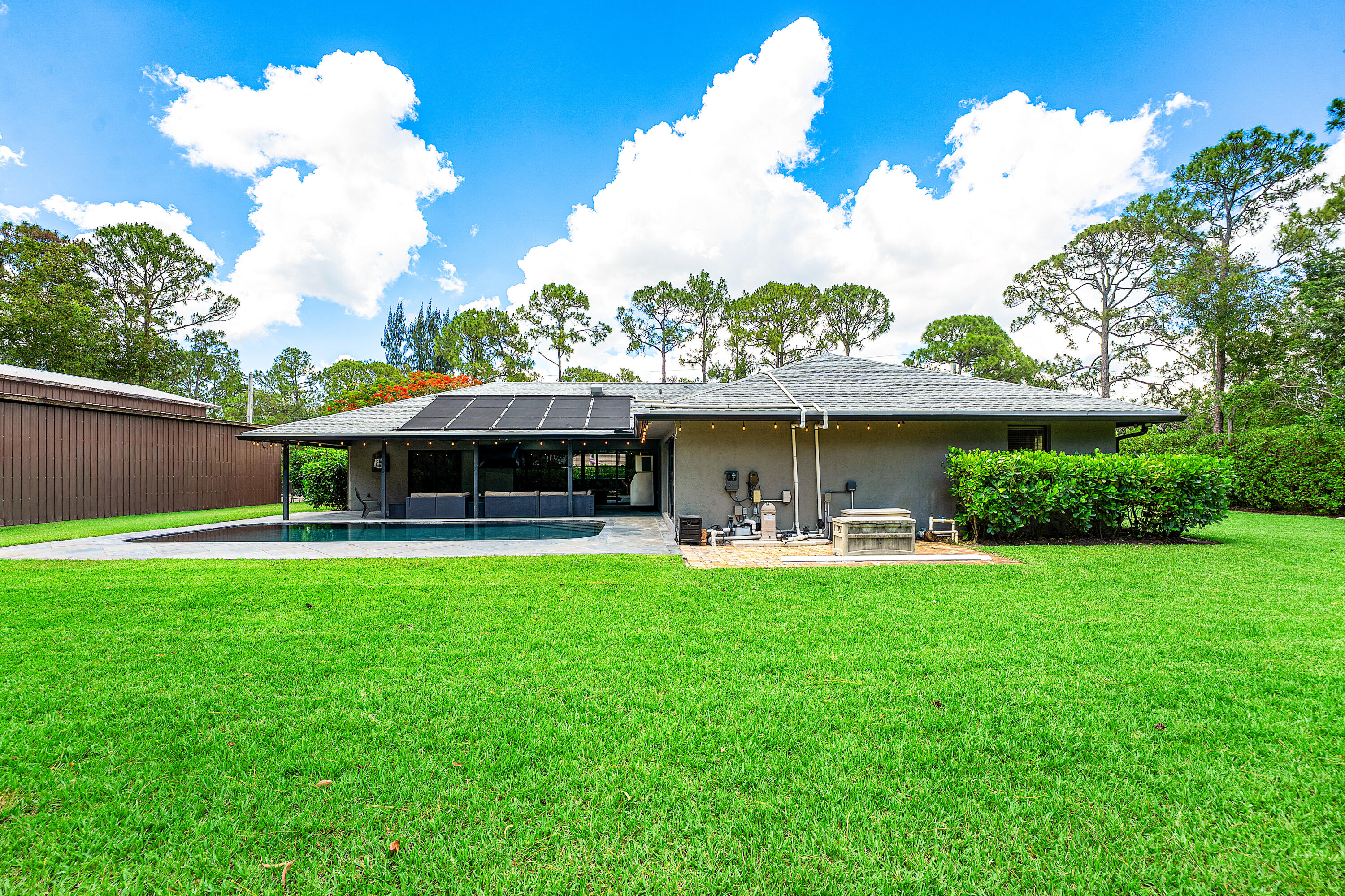 Loxahatchee - Residential