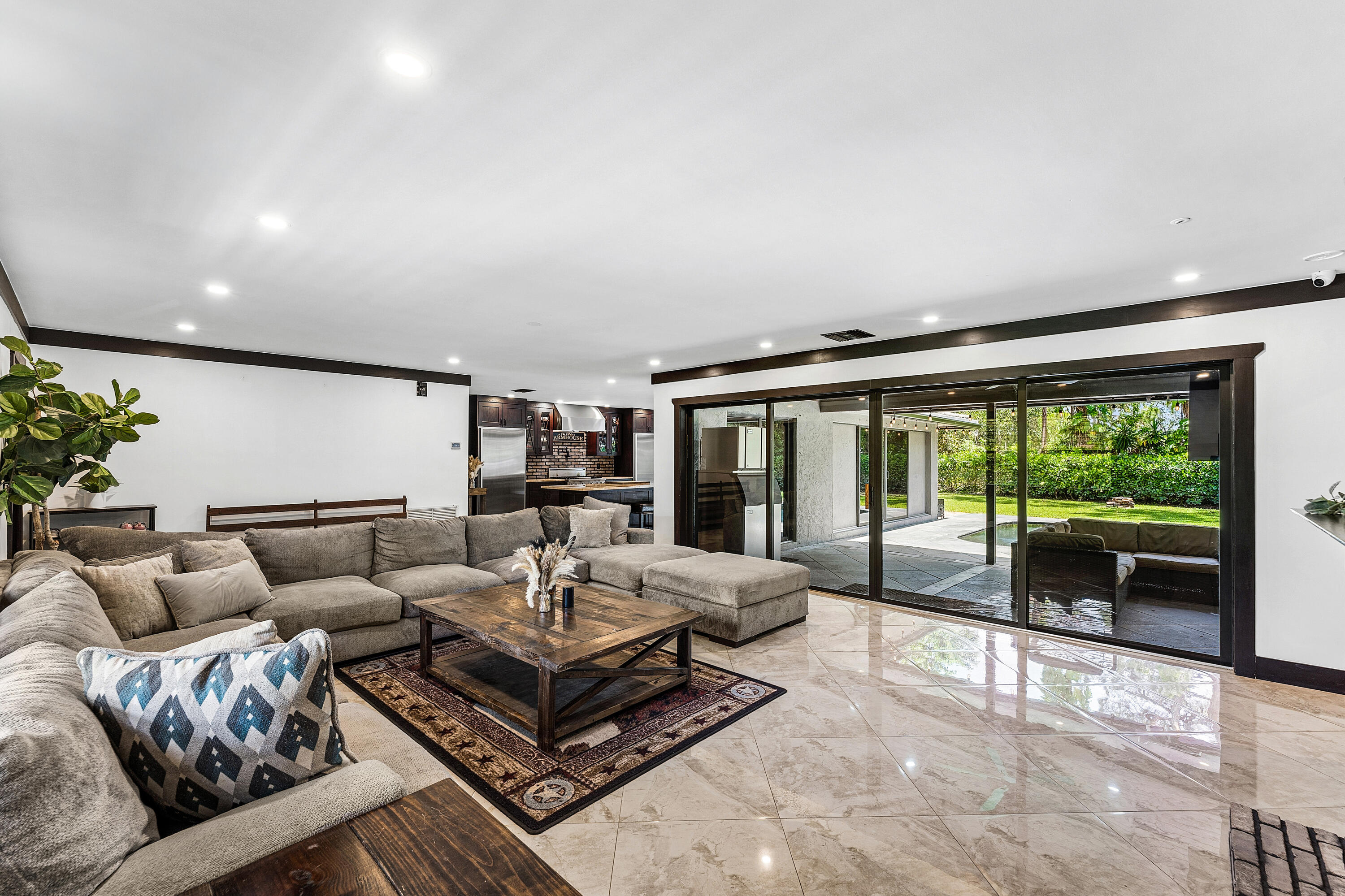 Loxahatchee - Residential