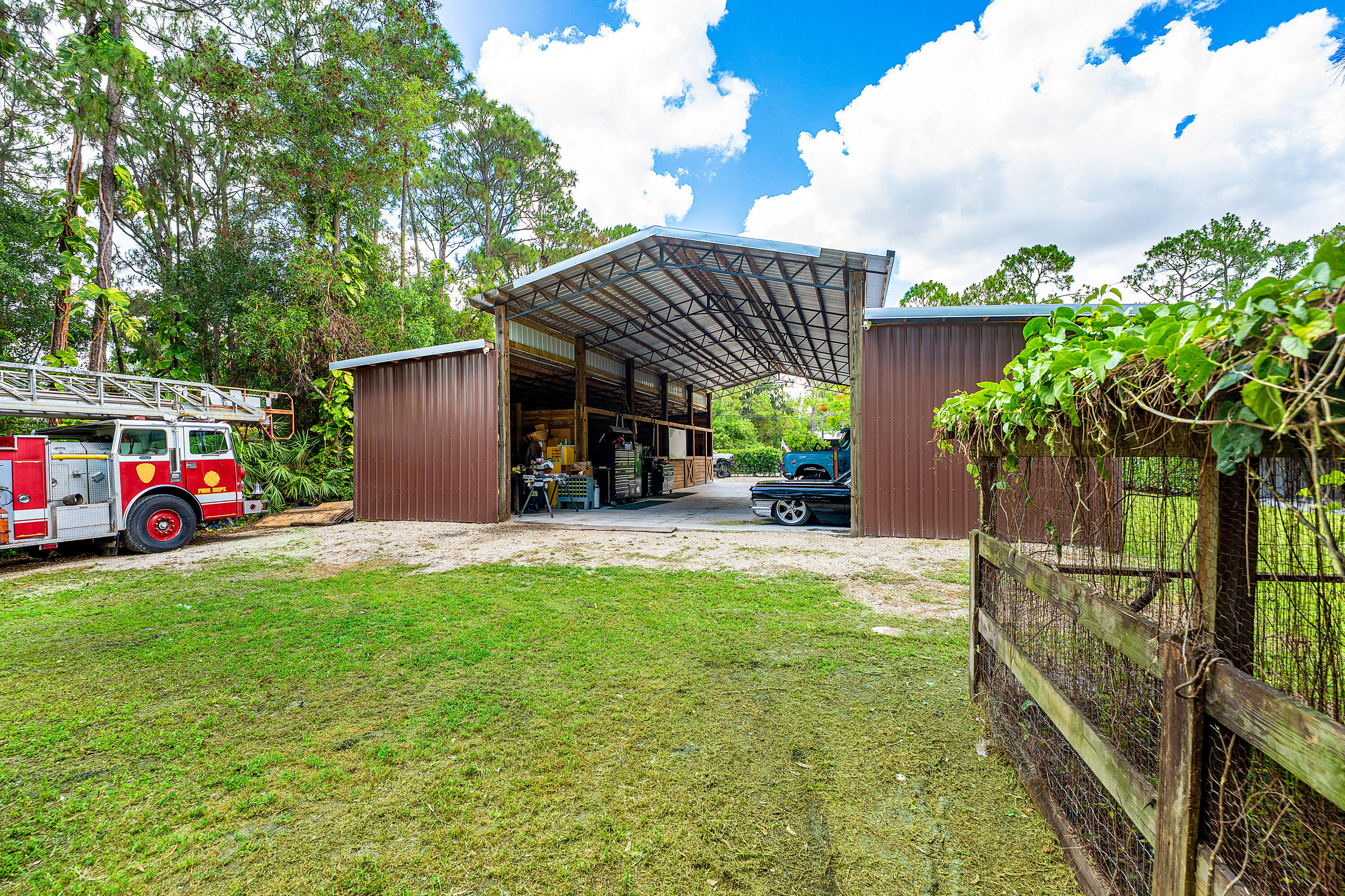 Loxahatchee - Residential