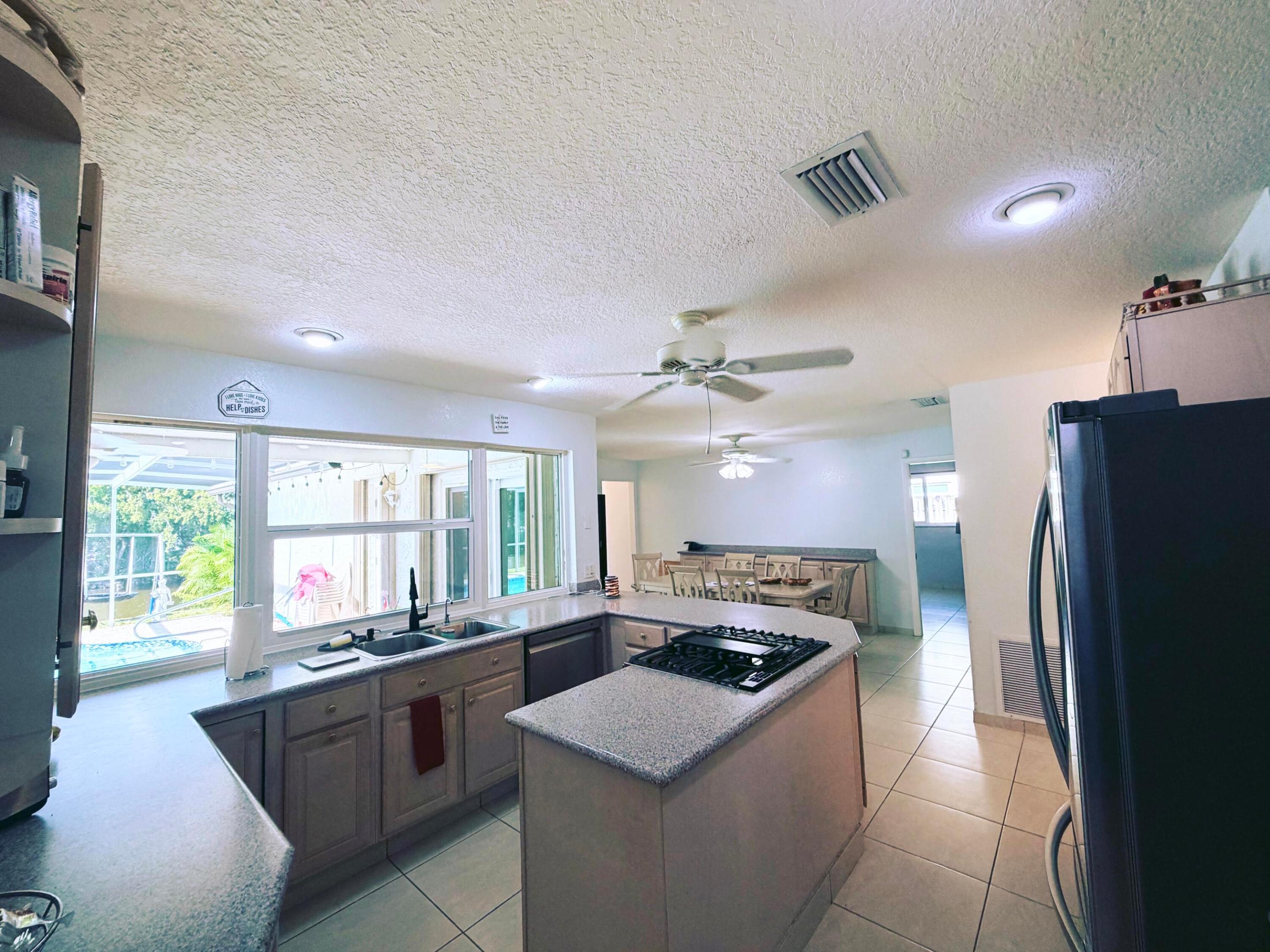 SUNRISE GOLF VILLAGE SEC 24 - Residential