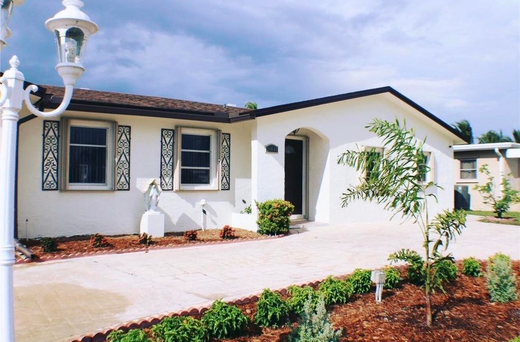 Photo of 11441 NW 29th Manor, Sunrise, FL 33323 (MLS # B26017806)