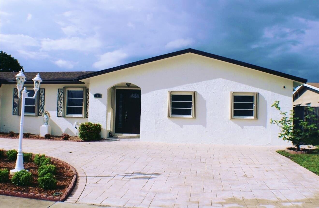 SUNRISE GOLF VILLAGE SEC 24 - Residential