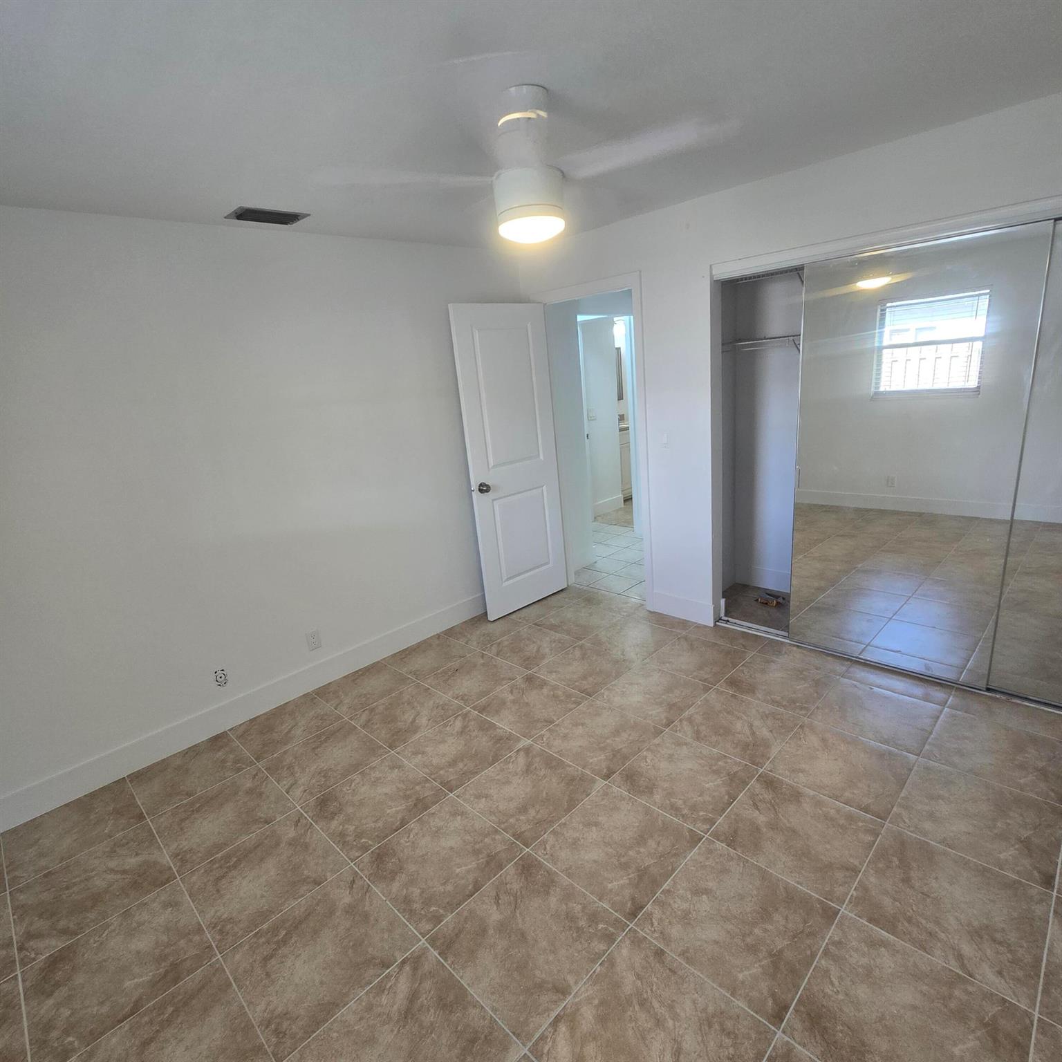 WOODCREST - Residential Lease