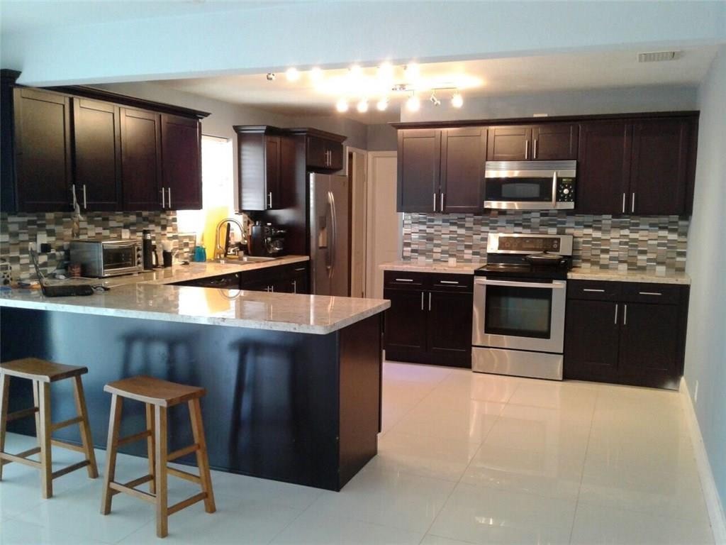 Oakland Blvd Dev 50-37 B - Residential